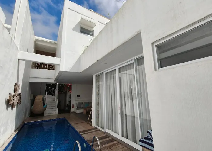 Villa Kayla By Lodgelink Bali *